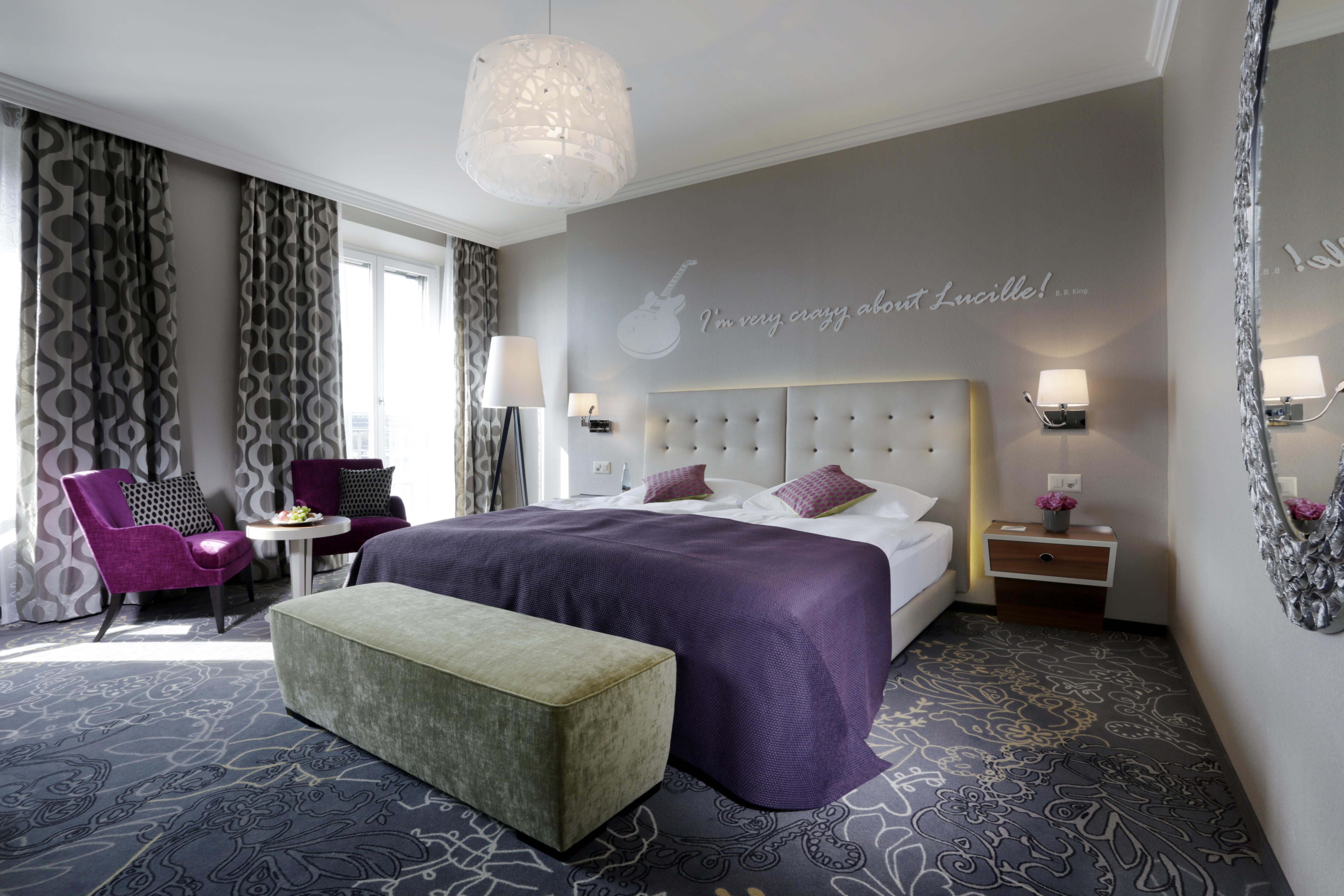 Hotel Schweizerhof Luzern Luaran gambar A room at the Hotel Axelmannstein